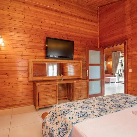 The Bay Club Yanıklar