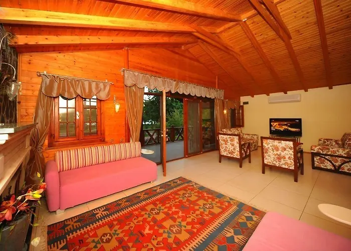 Курортный комплекс The Bay Club