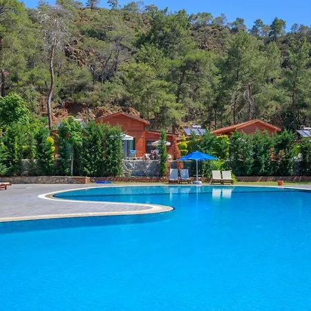 The Bay Club Отель 5*